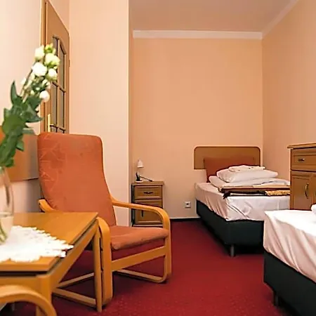 Feriested Osrodek Wypoczynkowo Rehabilitacyjny Wlokniarz *